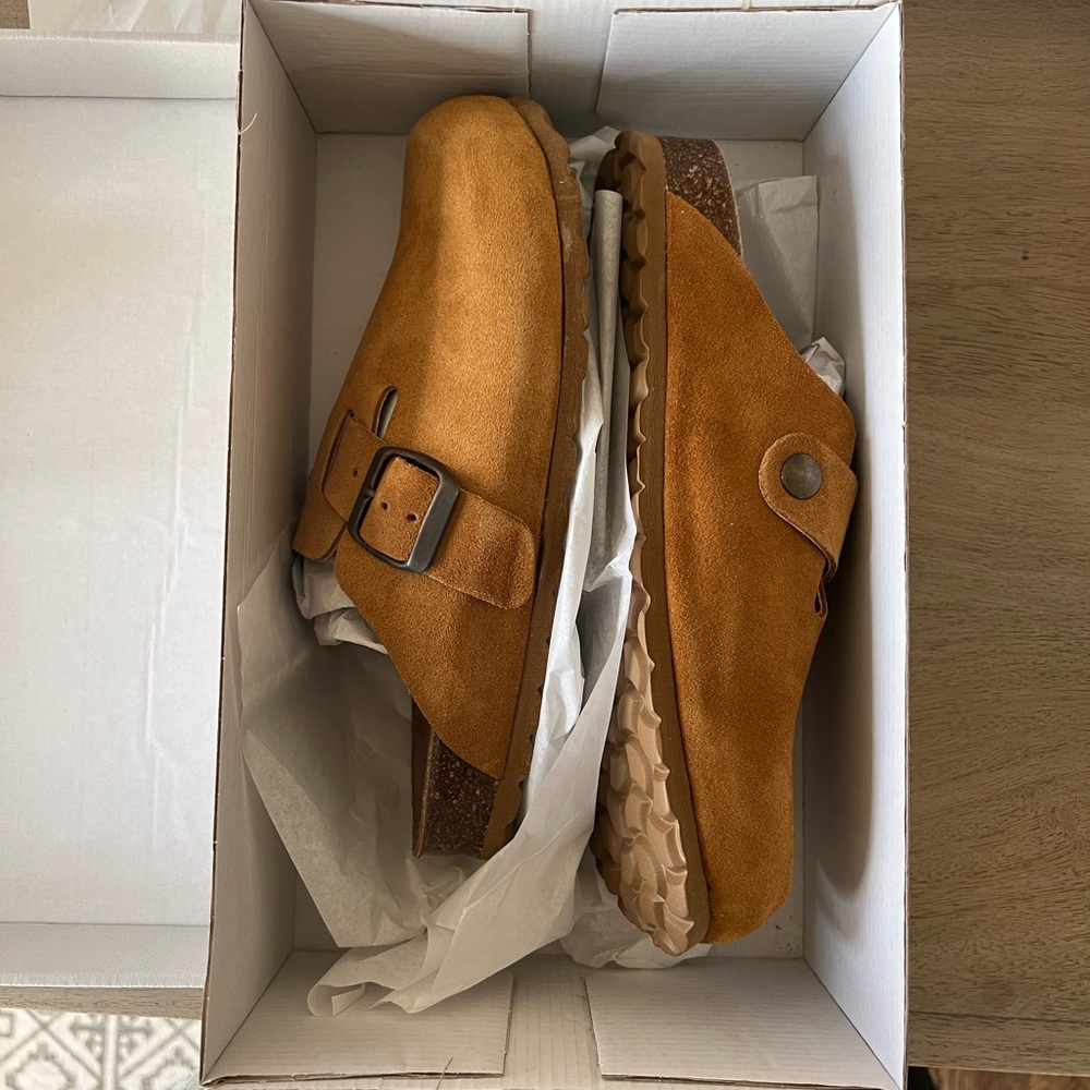 New Suede Clogs EU37